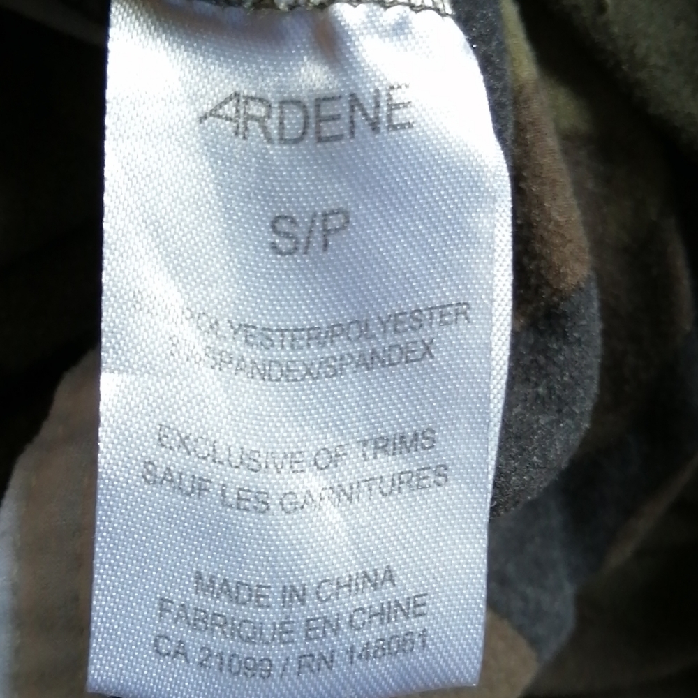 Army pattern jumpsuit. - Picture 4 of 5